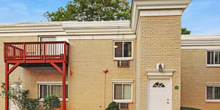 5 Lake Avenue 5 Lake Avenue Photo Gallery 1