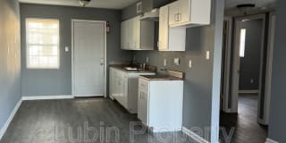 1716 Dupont Ave 1716 Dupont Ave Photo Gallery 1
