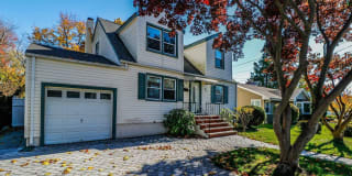 212 JACKSON AVENUE 212 JACKSON AVENUE Photo Gallery 1