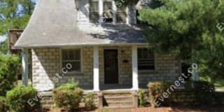 901 E Nine Mile Rd 901 E Nine Mile Rd Photo Gallery 1