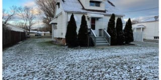 16524 E Bagley Rd 16524 E Bagley Rd Photo Gallery 1