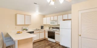 Silver Lake Apartments Silver Lake Apartments Photo Gallery 1