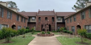3216 S Mendenhall Rd 3216 S Mendenhall Rd Photo Gallery 1