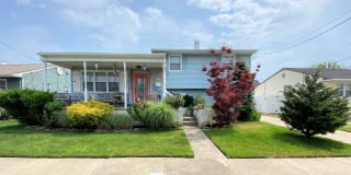 415 N Burghley Ave 415 N Burghley Ave Photo Gallery 1