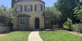 149 W Amistad Ln 149 W Amistad Ln Photo Gallery 1
