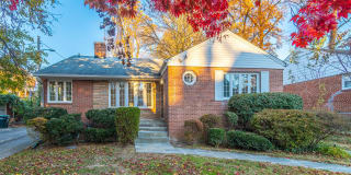 1323 FERNWAY ROAD NW 1323 FERNWAY ROAD NW Photo Gallery 1