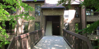 44708 BEECHWOOD COURT 44708 BEECHWOOD COURT Photo Gallery 1