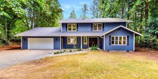 1926 W Beaver Lake Dr SE 1926 W Beaver Lake Dr SE Photo Gallery 1