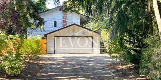 5915 106th Ave NE 5915 106th Ave NE Photo Gallery 1