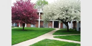 150 East Lake Street. 150 East Lake Street. Photo Gallery 1