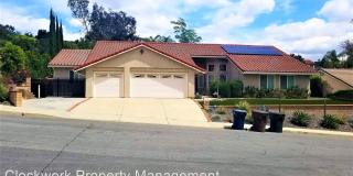 952 N Bridle Path Ln 952 N Bridle Path Ln Photo Gallery 1