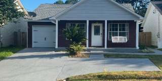 3417 Riverside Dr 3417 Riverside Dr Photo Gallery 1
