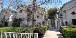 943 W. 1st Street - 1 943 W. 1st Street - 1 Photo Gallery 1
