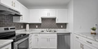Azure at Riverside Apartments Azure at Riverside Apartments Photo Gallery 1