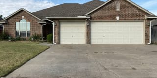 221 Brack Pl 221 Brack Pl Photo Gallery 1