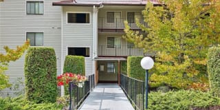 904 East Bay Dr NE Unit B102 904 East Bay Dr NE Unit B102 Photo Gallery 1