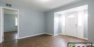 11329 Cadillac Avenue 11329 Cadillac Avenue Photo Gallery 1