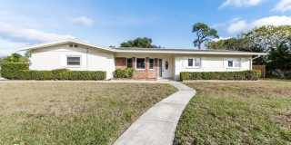 6018 8th Avenue Drive West 6018 8th Avenue Drive West Photo Gallery 1