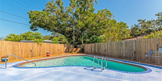 4216 HYMOUNT AVENUE 4216 HYMOUNT AVENUE Photo Gallery 1