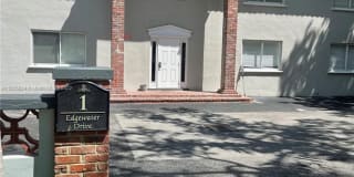 1 Edgewater Dr 1 Edgewater Dr Photo Gallery 1