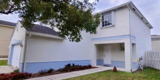 251 E RIVERBEND DR 251 E RIVERBEND DR Photo Gallery 1