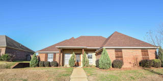 101 Wellesley Drive 101 Wellesley Drive Photo Gallery 1
