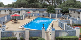 Rolling Hills Apartments