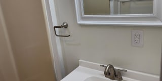 1121 Wise Street - B 1121 Wise Street - B Photo Gallery 1