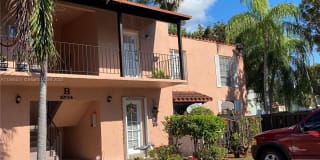 10794 N Kendall Dr 10794 N Kendall Dr Photo Gallery 1