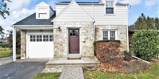 1627 West Greenleaf Street 1627 West Greenleaf Street Photo Gallery 1
