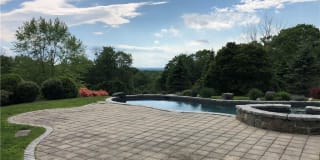 201 Painter Hill Road 201 Painter Hill Road Photo Gallery 1
