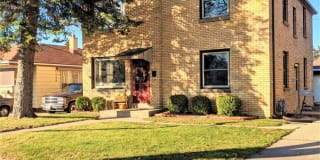 918 E Howard Upper 918 E Howard Upper Photo Gallery 1