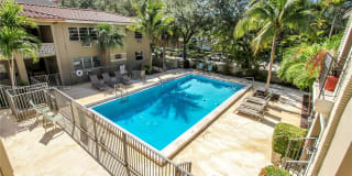 125 Edgewater Dr 125 Edgewater Dr Photo Gallery 1