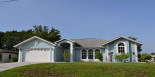 141 Francis Dr NE 141 Francis Dr NE Photo Gallery 1