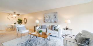 12830 Burbank Boulevard 12830 Burbank Boulevard Photo Gallery 1