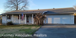 620 Brown 620 Brown Photo Gallery 1