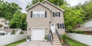 2215 SHADYSIDE AVENUE 2215 SHADYSIDE AVENUE Photo Gallery 1