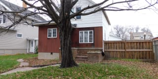 2125 6th Ave E 2125 6th Ave E Photo Gallery 1