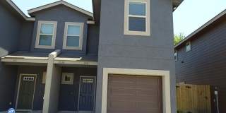 7030 LAKEVIEW DR 7030 LAKEVIEW DR Photo Gallery 1