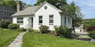 4 Phillips Ct 4 Phillips Ct Photo Gallery 1