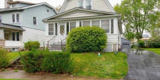 124 CORLIES AVE 124 CORLIES AVE Photo Gallery 1