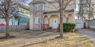 247 W Austin Avenue 247 W Austin Avenue Photo Gallery 1