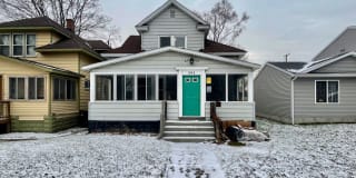 391 Houston Avenue 391 Houston Avenue Photo Gallery 1