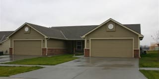 1802 Clover Dr 1802 Clover Dr Photo Gallery 1