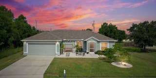 2018 SE North Blackwell Drive 2018 SE North Blackwell Drive Photo Gallery 1