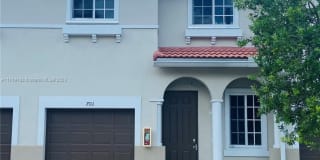 21401 NW 13th Ct 21401 NW 13th Ct Photo Gallery 1