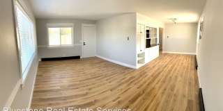 240 N Holly St 240 N Holly St Photo Gallery 1