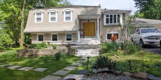 26 FOREST HILL DRIVE 26 FOREST HILL DRIVE Photo Gallery 1