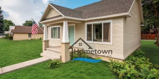 1517 N Lincoln Way 1517 N Lincoln Way Photo Gallery 1
