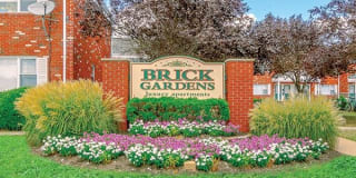 Brick Gardens Brick Gardens Photo Gallery 1